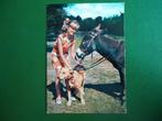 (1158) Kinderkaart: Meisje met hond en ezel, Verzamelen, Ansichtkaarten | Themakaarten, Verzenden, 1980 tot heden, Gelopen, Kinderen