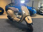 Vespa Primavera S 50 -2020- Slechts 9948km, blauw kenteken., Ophalen, Vespa S, Zo goed als nieuw, Benzine
