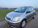 Toyota - 2004 - Yaris - 1.3 VVT-i Idols - 70-NT-NL, Auto's, Toyota, Voorwielaandrijving, Gebruikt, 4 cilinders, 400 kg