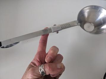 Vintage weeg lepel, weeglepel, hand weger beschikbaar voor biedingen