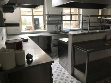 Keuken inrichting beschikbaar voor biedingen