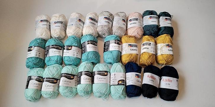 26 bollen haakkatoen, Hobby en Vrije tijd, Breien en Haken, Zo goed als nieuw, Breien of Haken, Wol of Garen, Ophalen of Verzenden