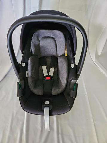 Maxi cosi pebble 360  beschikbaar voor biedingen