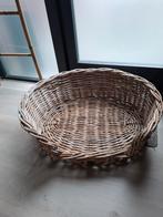 Rotan Hondenmand - Klein/Middelgroot, Dieren en Toebehoren, Ophalen, Zo goed als nieuw, Riet