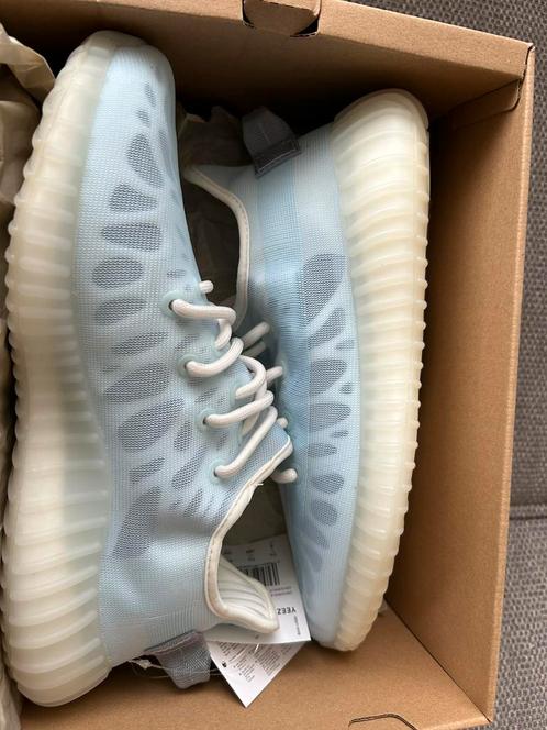 Yeezy boost 350 mono ice 41 1/3, Kleding | Heren, Schoenen, Nieuw, Overige kleuren, Ophalen of Verzenden