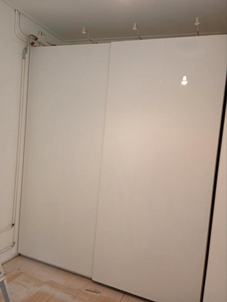 Ikea pax kast zgan, Huis en Inrichting, Kasten | Roldeurkasten en Archiefkasten, Zo goed als nieuw, 200 cm of meer, 200 cm of meer