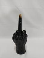 Middelvinger hand hoogglans zwart met gouden nagels, goud, Ophalen, Nieuw, Mens