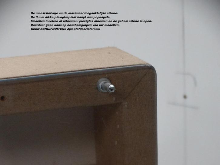 HO HO-E-GR-304: vitrine, wandvitrine. Schaal 1:87 en 1:43., Hobby en Vrije tijd, Modeltreinen | H0, Nieuw, Brug, Tunnel of Gebouw