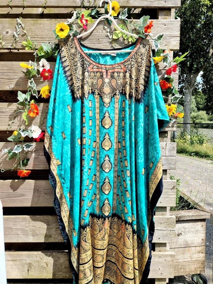 Prachtige lange vintage handgemaakte jurk, Kleding | Dames, Jurken, Zo goed als nieuw, Maat 46/48 (XL) of groter, Onder de knie