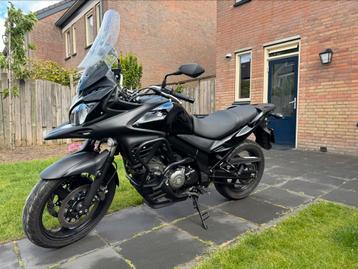 Zeer mooie V-strom 650A 2015 (ABS) beschikbaar voor biedingen