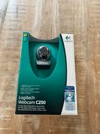 Logitech Webcam C250 - Perfect voor Videogesprekken, Computers en Software, Webcams, Nieuw, Ophalen of Verzenden, Windows, Monitorclip