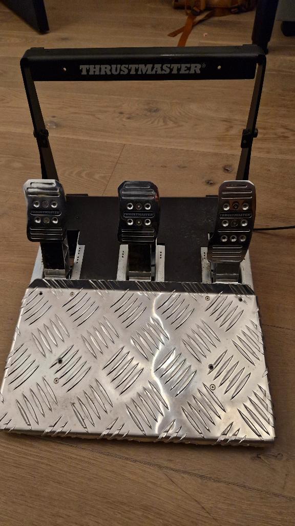 Thrustmaster T3PA-Pro pedalen - Ideaal als kerstkado!, Computers en Software, Joysticks, Gebruikt, Ophalen