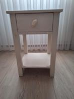 Bijzet tafel met rieten mand, Minder dan 55 cm, Gebruikt, Rechthoekig, Hout