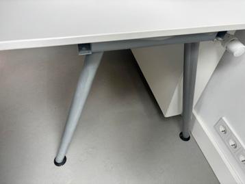 Ikea Galant Bureau - in goede staat - verstelbare poten - afbeelding 3