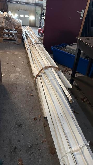 Kunstof H profiel voor PIR isolatie platen gratis ! beschikbaar voor biedingen