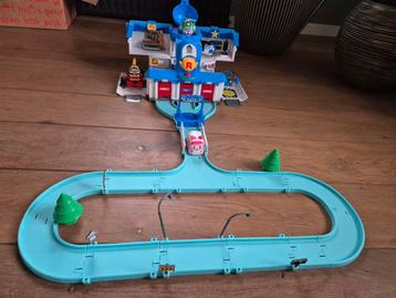 Robocar Poli Hoofdkwartier + Transformers beschikbaar voor biedingen