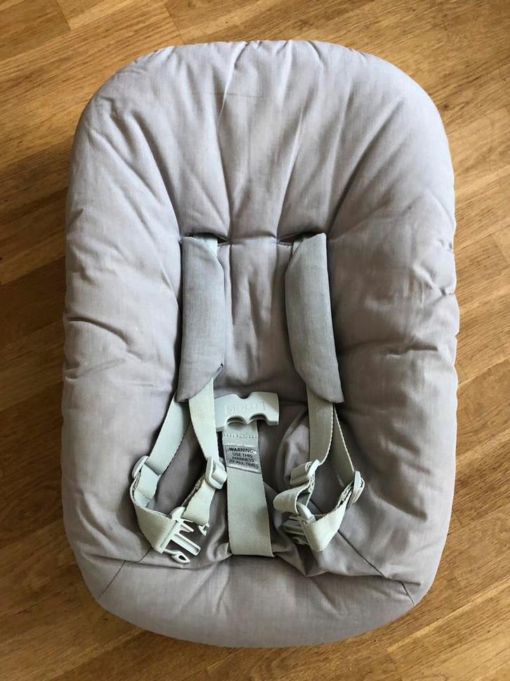 Stokke tripp trapp newbornset, Kinderen en Baby's, Kinderstoelen, Zo goed als nieuw, Hangstoel, Gordel(s), Ophalen of Verzenden