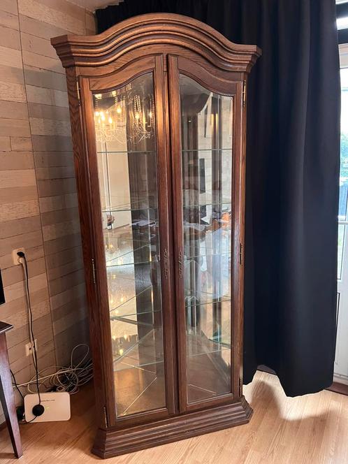 Hoek vitrine kast met spiegels glazen schappen, Huis en Inrichting, Kasten | Vitrinekasten, Zo goed als nieuw, 200 cm of meer