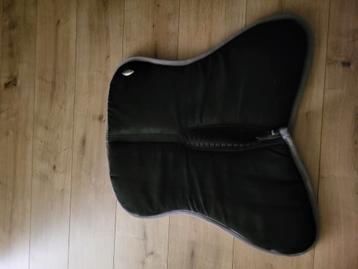 LeMieux zadelonderlegger memory foam, zwart, mt. L, z.g.a.n. beschikbaar voor biedingen