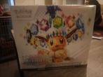 Prismatic Evolutions ETB's, Hobby en Vrije tijd, Verzamelkaartspellen | Pokémon, Ophalen, Zo goed als nieuw
