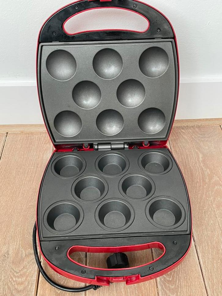 Cupcake maker, Hobby en Vrije tijd, Taarten en Cupcakes maken, Zo goed als nieuw, Bakvorm, Cupcakes, Ophalen of Verzenden
