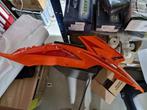 KTM tankspoiler, Stallhofnerstraße 3 A-5230 Mattighofen, Press@ktm.com, Nieuw, Ophalen of Verzenden