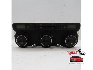 Kachel Bedieningspaneel van een Volkswagen Golf beschikbaar voor biedingen