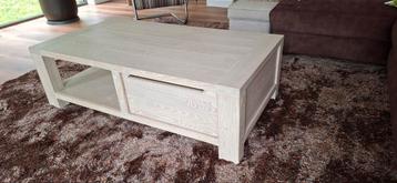 Salontafel 130x70x40 cm beschikbaar voor biedingen