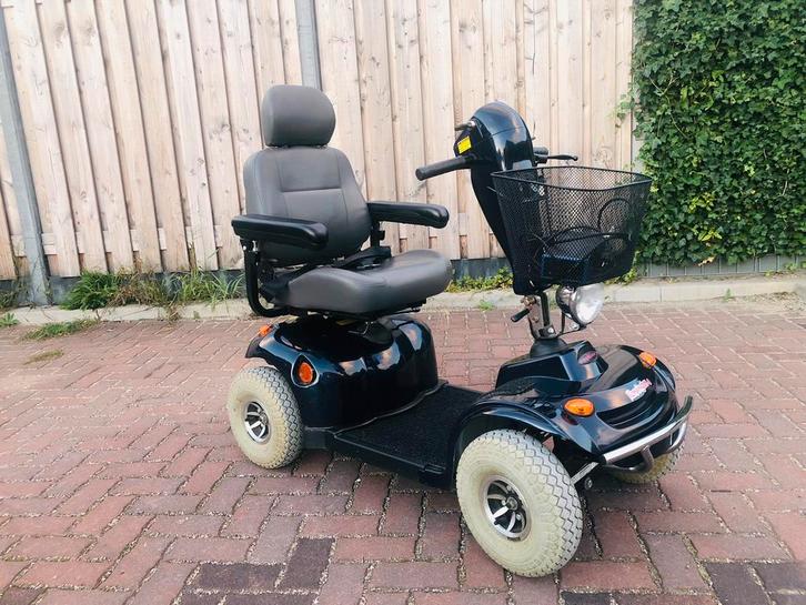Prachtige scootmobiel 4 wiel in zeer goede staat. Rijd prima, Diversen, Brommobielen en Scootmobielen, Zo goed als nieuw, Mango