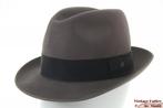 Vintage Gleufhoed Stetson Royal grijs vilt 56, Stetson Royal, Hoed, Ophalen of Verzenden, 57 cm (M, 7⅛ inch) of minder