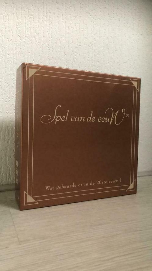 Spel van de Eeuw bordspel, Hobby en Vrije tijd, Gezelschapsspellen | Bordspellen, Zo goed als nieuw, Een of twee spelers, Drie of vier spelers