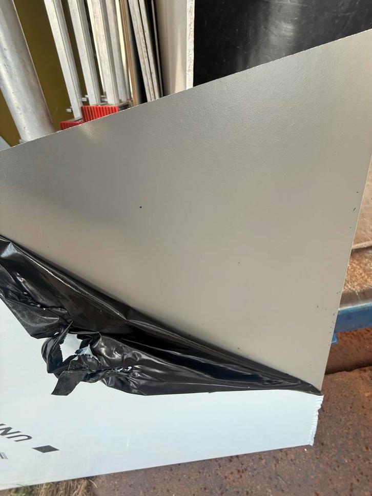 €25 Rockpanel /trespa RAL 7039 - 54x250 6mm dik 24 stuks, Doe-het-zelf en Verbouw, Platen en Panelen, Gebruikt, Overige materialen