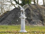 Adelaar op Sokkel - 130 cm - Steen, Tuin en Terras, Tuinbeelden, Ophalen of Verzenden, Steen, Dierenbeeld