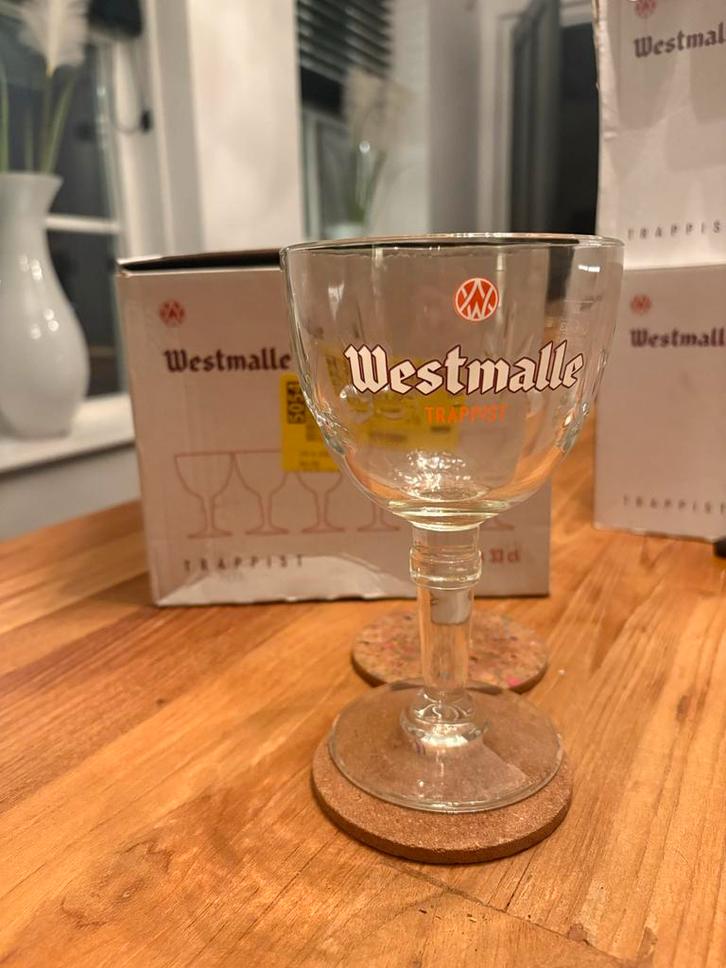 Westmalle Trappist Bierglazen - 14 stuks, Verzamelen, Biermerken, Zo goed als nieuw, Glas of Glazen, Overige merken, Ophalen