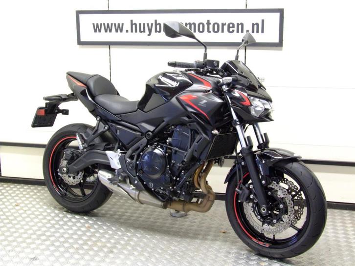 Kawasaki Z650 ABS Naked 2023 Nieuwstaat, Motoren, Motoren | Kawasaki, Bedrijf, Naked bike, meer dan 35 kW, 2 cilinders, Ophalen