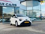 Toyota Aygo 1.0 VVT-i x-play, Navi, Cruise Control, Camera,, Voorwielaandrijving, Start-stop-systeem, Gebruikt, Euro 6