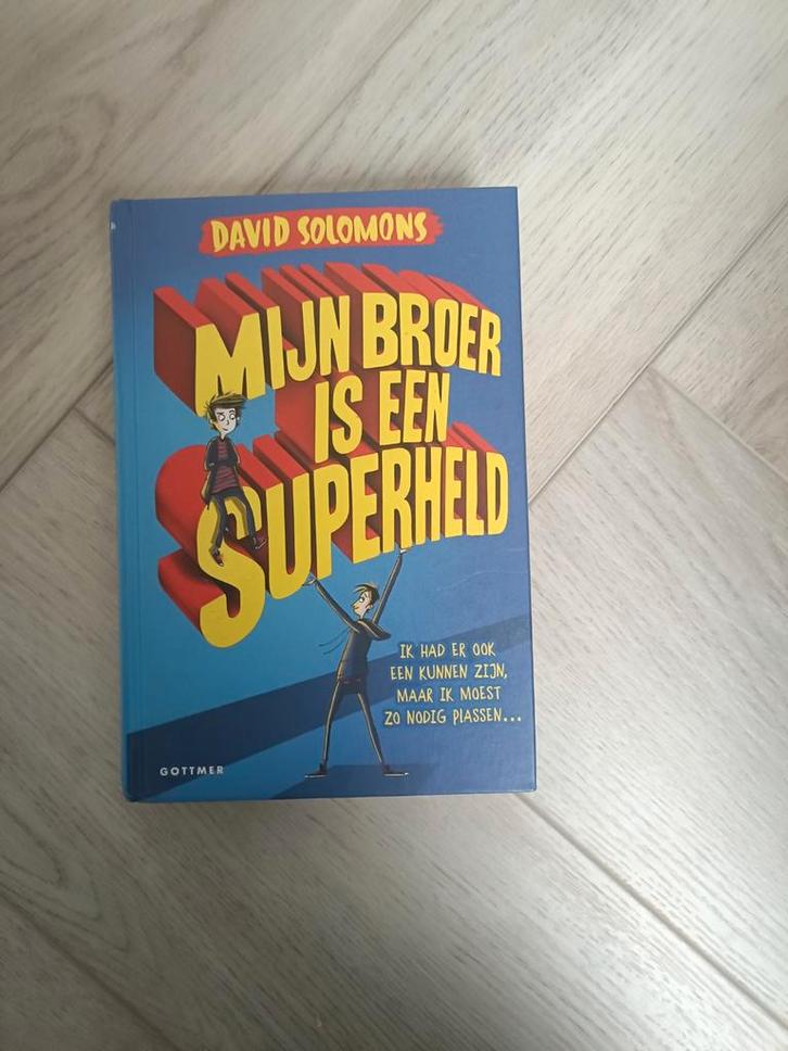 David Solomons - Mijn broer is een superheld, Boeken, Kinderboeken | Jeugd | 10 tot 12 jaar, Zo goed als nieuw, Ophalen of Verzenden