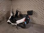 Tekoop  2  scooters, Fietsen en Brommers, Ophalen, Zo goed als nieuw, Benzine
