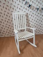 Net geverfde schommelstoel - Super netjes!, Huis en Inrichting, Stoelen, Wit, Ophalen of Verzenden, Eén, Hout