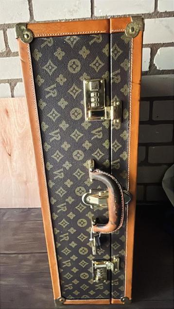 Vintage Koffer met Slot look a like van Louis Vuitton beschikbaar voor biedingen