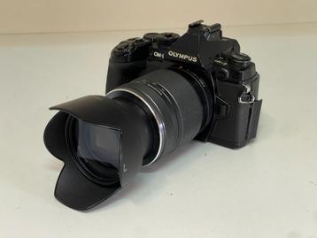 OLYMPUS OM-D E-M1 Digitaal 16mp foto&Full HD Video+14-150mm beschikbaar voor biedingen