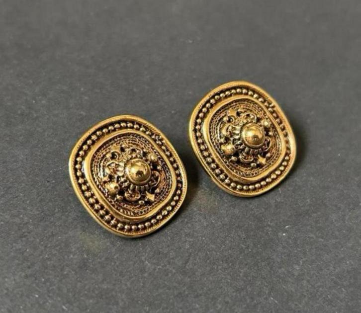 Vintage Oorbellen, Sieraden, Tassen en Uiterlijk, Oorbellen, Zo goed als nieuw, Overige materialen, Goud, Ophalen of Verzenden