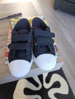 Te koop, Nieuwe gymschoenen, Kinderen en Baby's, Kinderkleding | Schoenen en Sokken, Nieuw, Ophalen of Verzenden, Jongen of Meisje