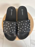 Zwarte Livergy Slippers Maat 45 nieuw, Slippers, Zwart, Nieuw, Ophalen of Verzenden