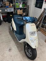 Piaggio typhoon 70cc, Fietsen en Brommers, Ophalen, Piaggio, Zo goed als nieuw
