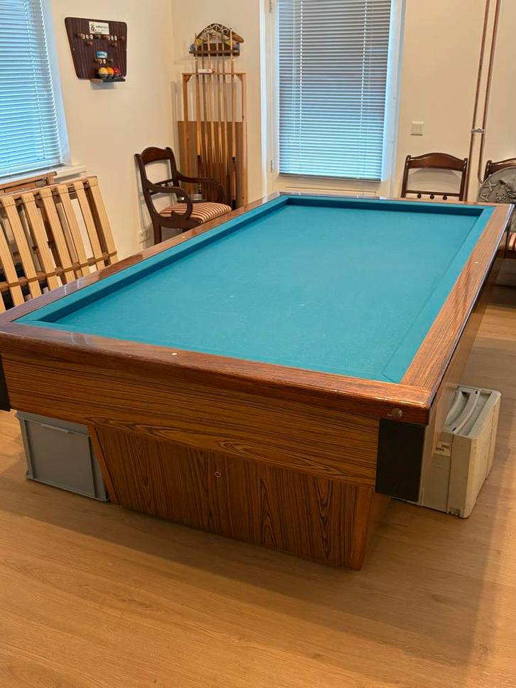 Wedstrijdbiljart met toebehoren, Sport en Fitness, Biljarten en Poolen, Gebruikt, Biljarttafel, Ophalen of Verzenden