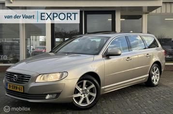 Volvo V70 2.0 D4 Momentum / Trekhaak / Schuifkantel dak beschikbaar voor biedingen