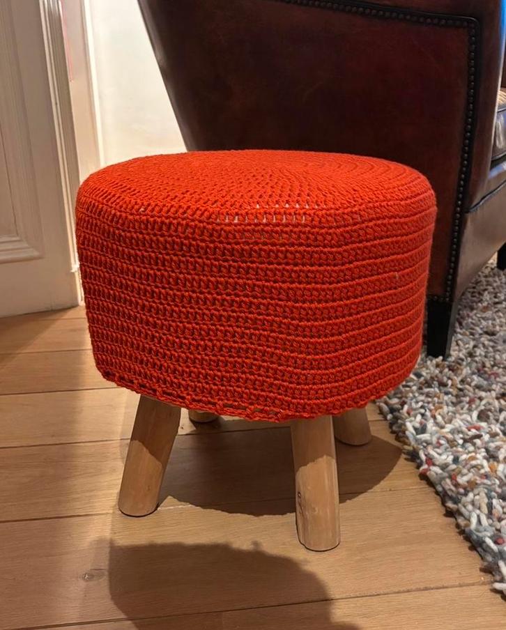 Gehaakte hoezen voor krukjes of poef, Huis en Inrichting, Krukjes, Nieuw, Overige materialen, Ophalen of Verzenden