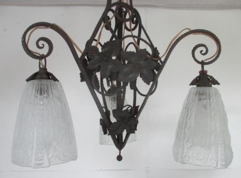 art deco smeedijzeren lamp met drie kappen Donna Paris 13, Antiek en Kunst, Antiek | Lampen, Ophalen