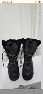 Ugg snowboots (1 keer gedragen) Maat 39,5, Ophalen of Verzenden, Zo goed als nieuw, Maat 38/40 (M), Overige typen